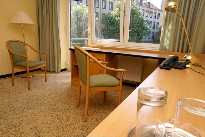 Hotel Am Weberplatz دريسدن المظهر الخارجي الصورة